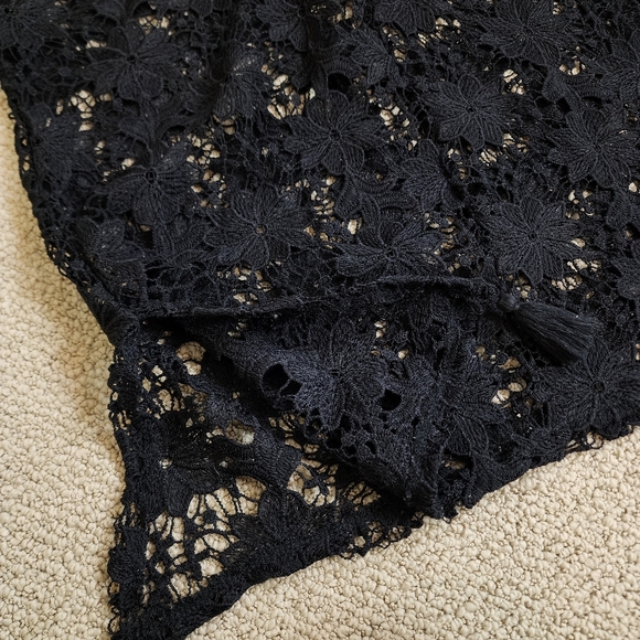 Lacey Floral Crochet Bikini Swimsuit Cover Up Dress Top with Tassels Size Medium - Picture 9 of 12